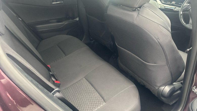 Toyota C-HR 1.8 Hybrid Design 5dr CVT Hybrid Hatchback